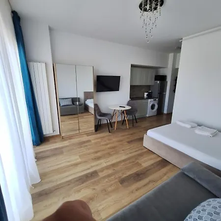 Eva Sea View Tomis Apartamento *